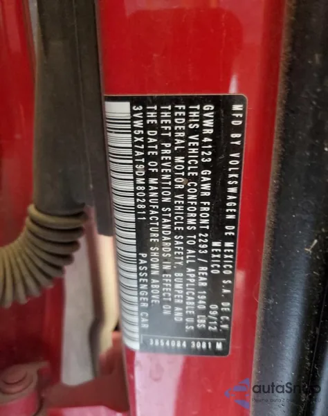 2013 Volkswagen Beetle из США, поврежденный, VIN 3VW5X7AT9DM802811